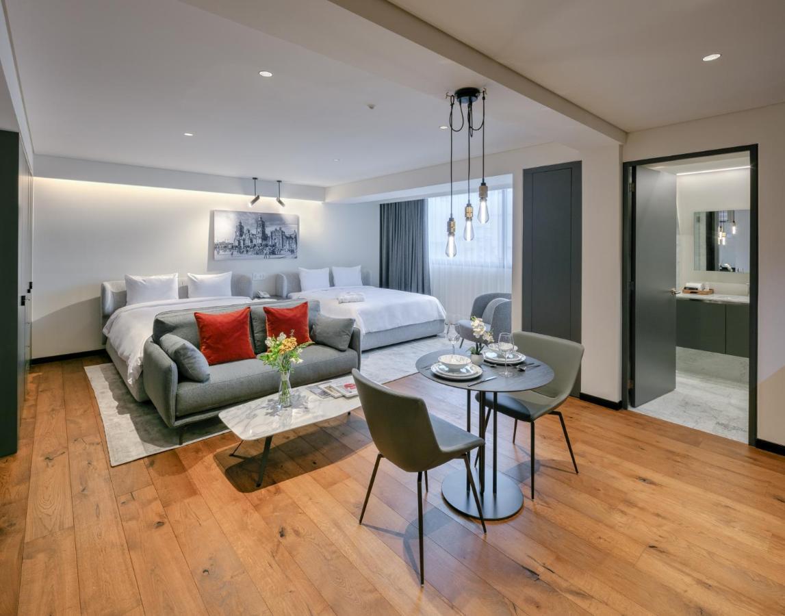 Quarto com 2 Camas de Solteiro