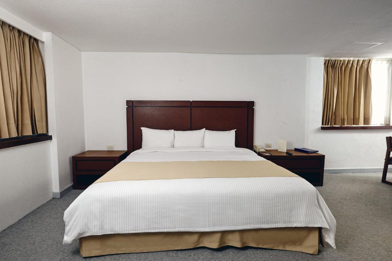 Quarto com Cama King-size