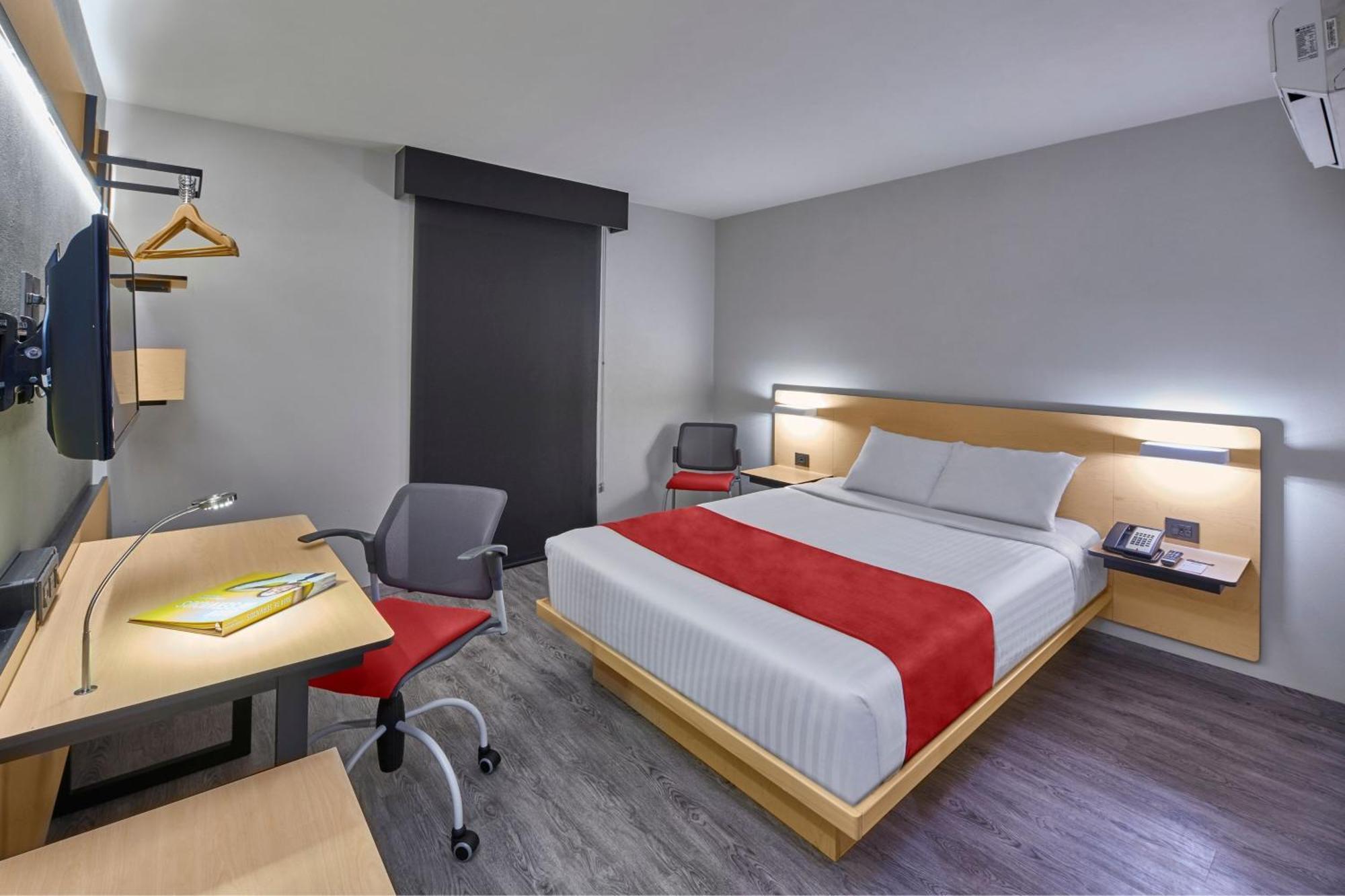 Quarto com Cama Queen-size