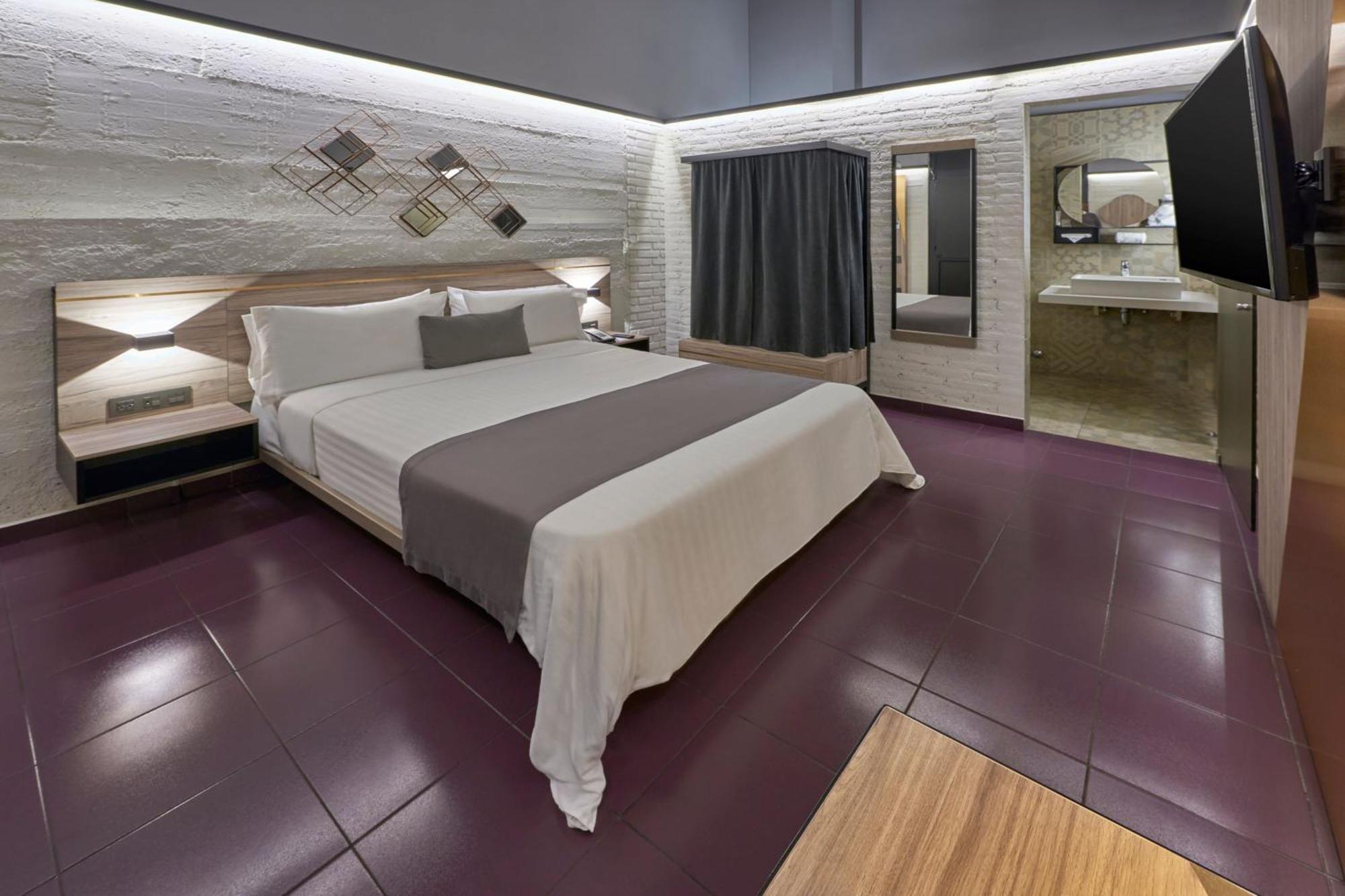 Quarto com Cama Queen-size
