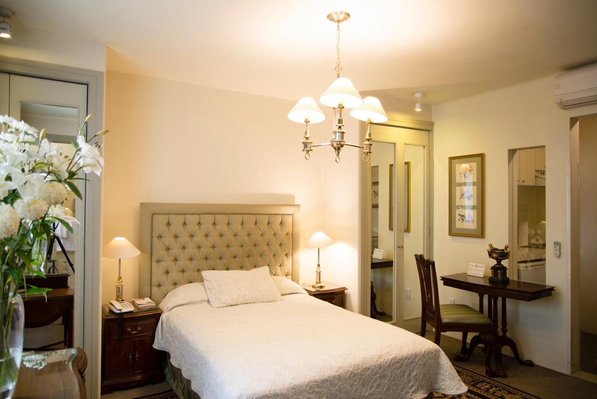 Suite 2