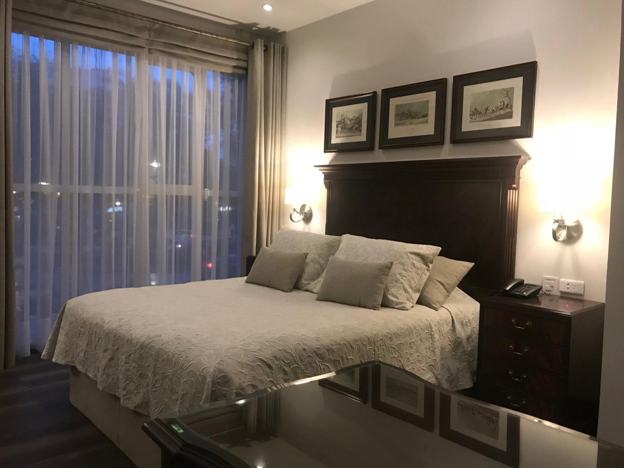 Junior Suite 8
